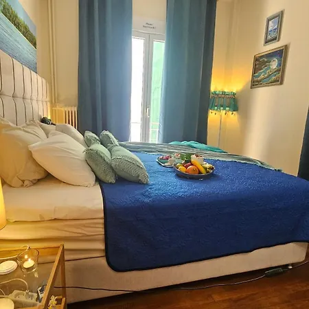 Rent Apartment Near Sea In The Athens Center Exterior photo