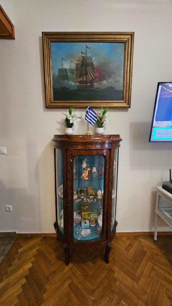 Rent Near Sea In The Center * Athens